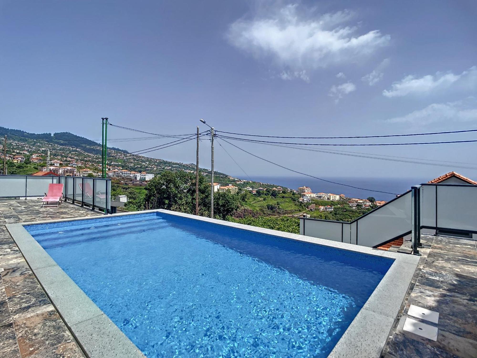 Casa Teixeira By Atlantic Holiday Estreito Da Calheta Eksteriør billede